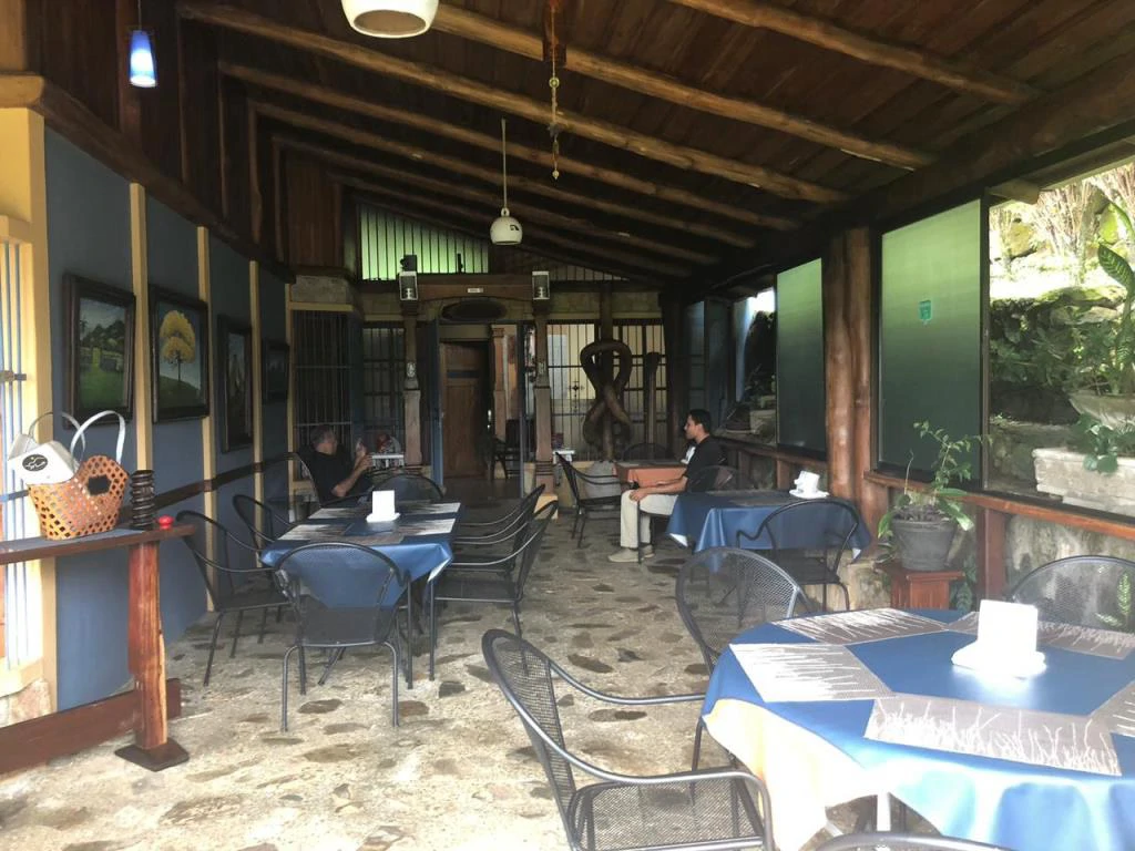 Beautiful Mountain Property for Sale in the Tourist Area of Miravalles, Currently Rented and Operating as a Restaurant – Excellent Investment Opportunity - Gallery image 10