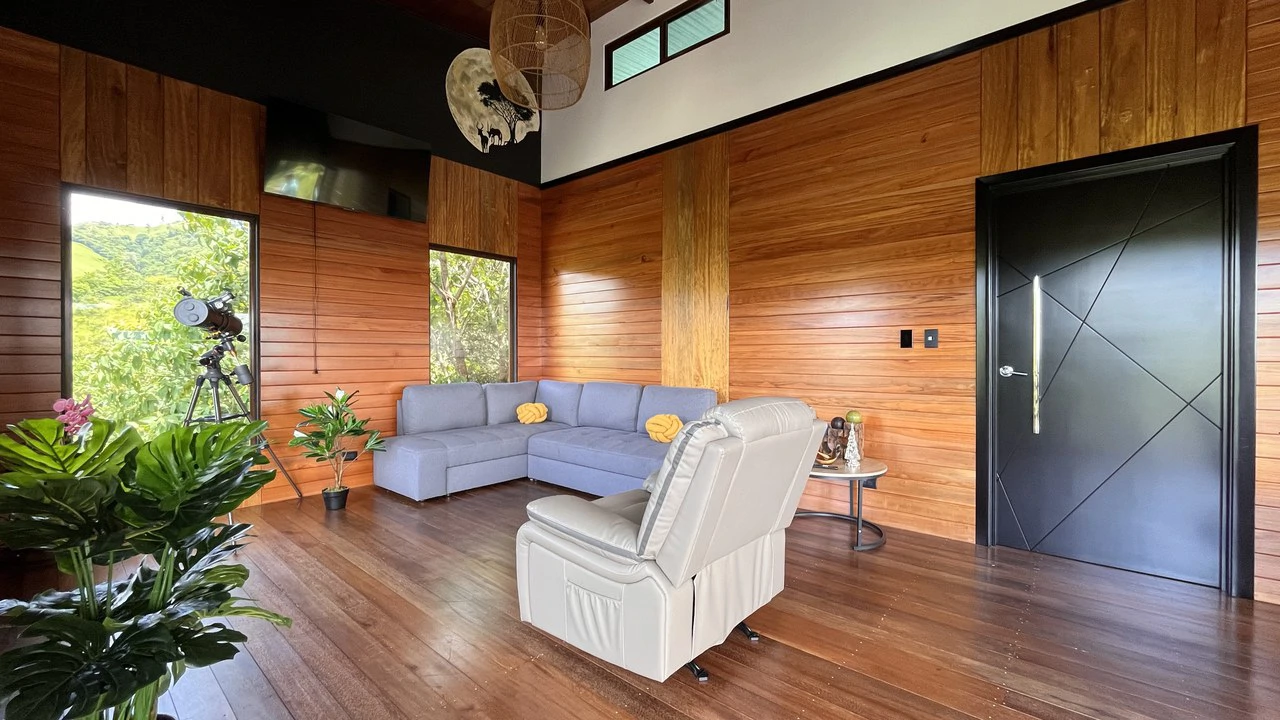 Mountain House For Sale in San Isidro del General - photo 16