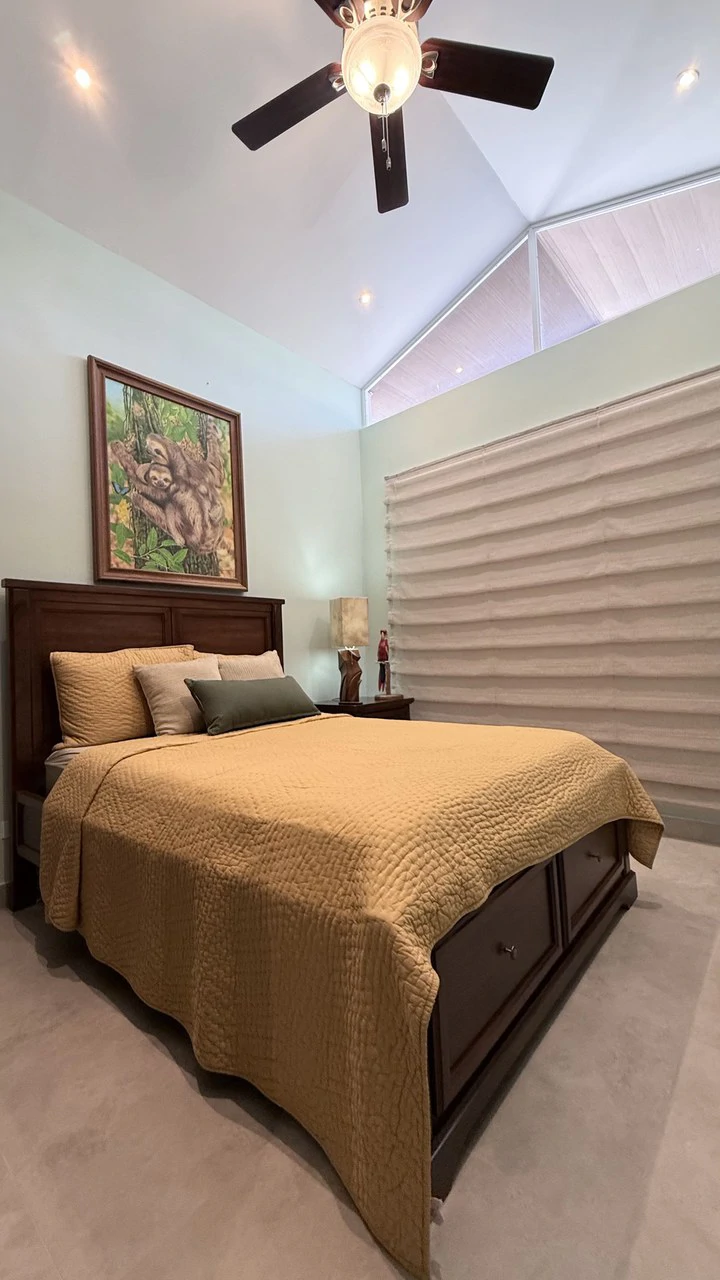 Unique Oversized Lot Home in Ciudad del Mar with 4 Covered Parking - Gallery image 19