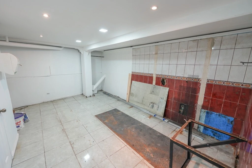 Bar/Nightclub For Sale in Amón - Gallery image 16