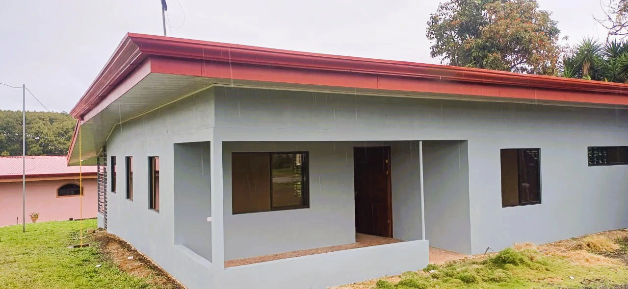 Countryside House For Sale in Santa Elena - Gallery image 6