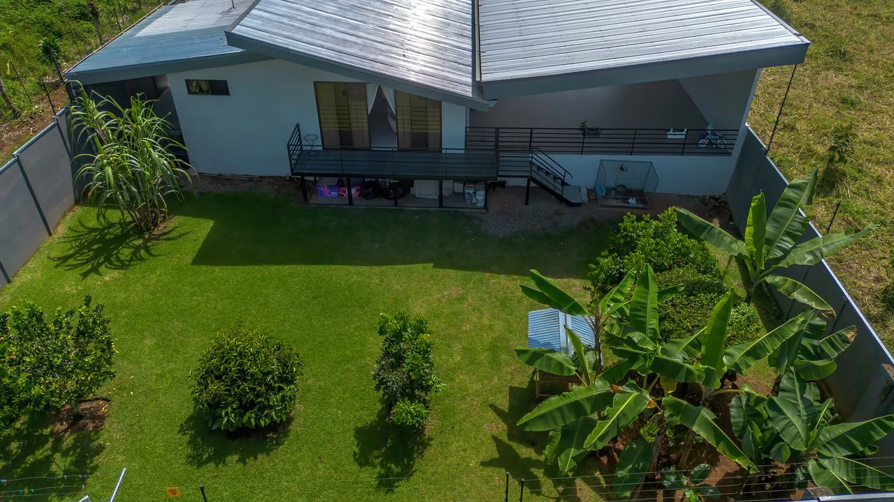 Spacius Home in Pérez Zeledón | 3 bedrooms, 3 Bathrooms - Gallery image 3