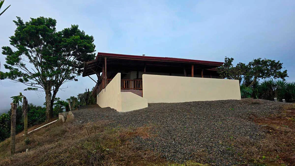 ID 4175: THE ZENITH RANCHO: A 14-Acre Mountain Sanctuary in Berlin, San Ramón - Gallery image 5