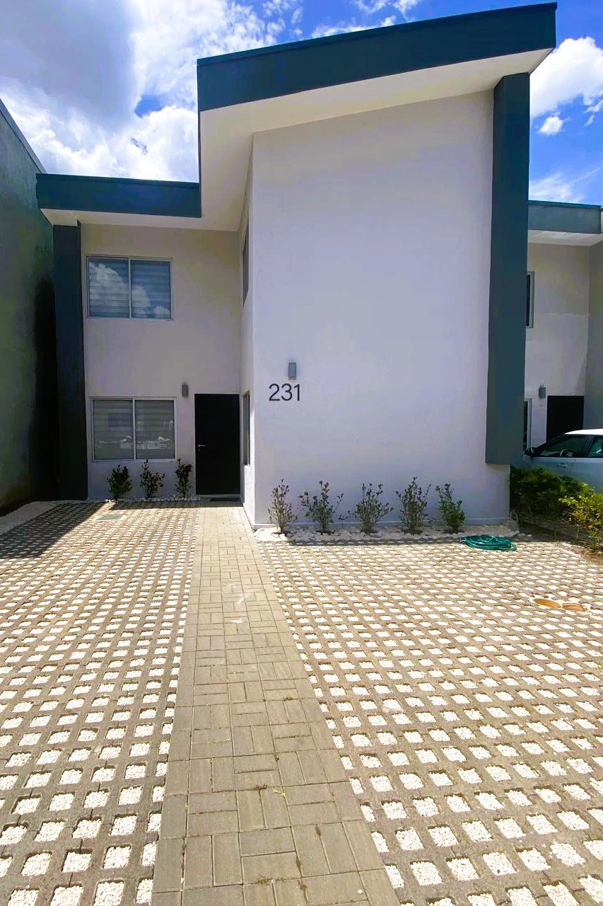 MODERN CONDOMINIUM IN LA GUACIMA, ALAJUELA: Condominium For Sale in La Guácima - Gallery image 4