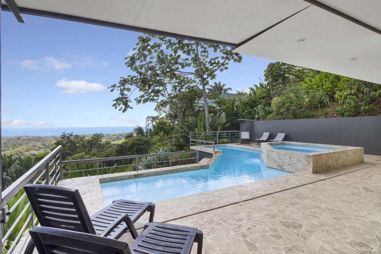 Casa Thai: Ocean View Villa in Uvita with Proven Airbnb Income and Luxury Tropical Living - Gallery image 13
