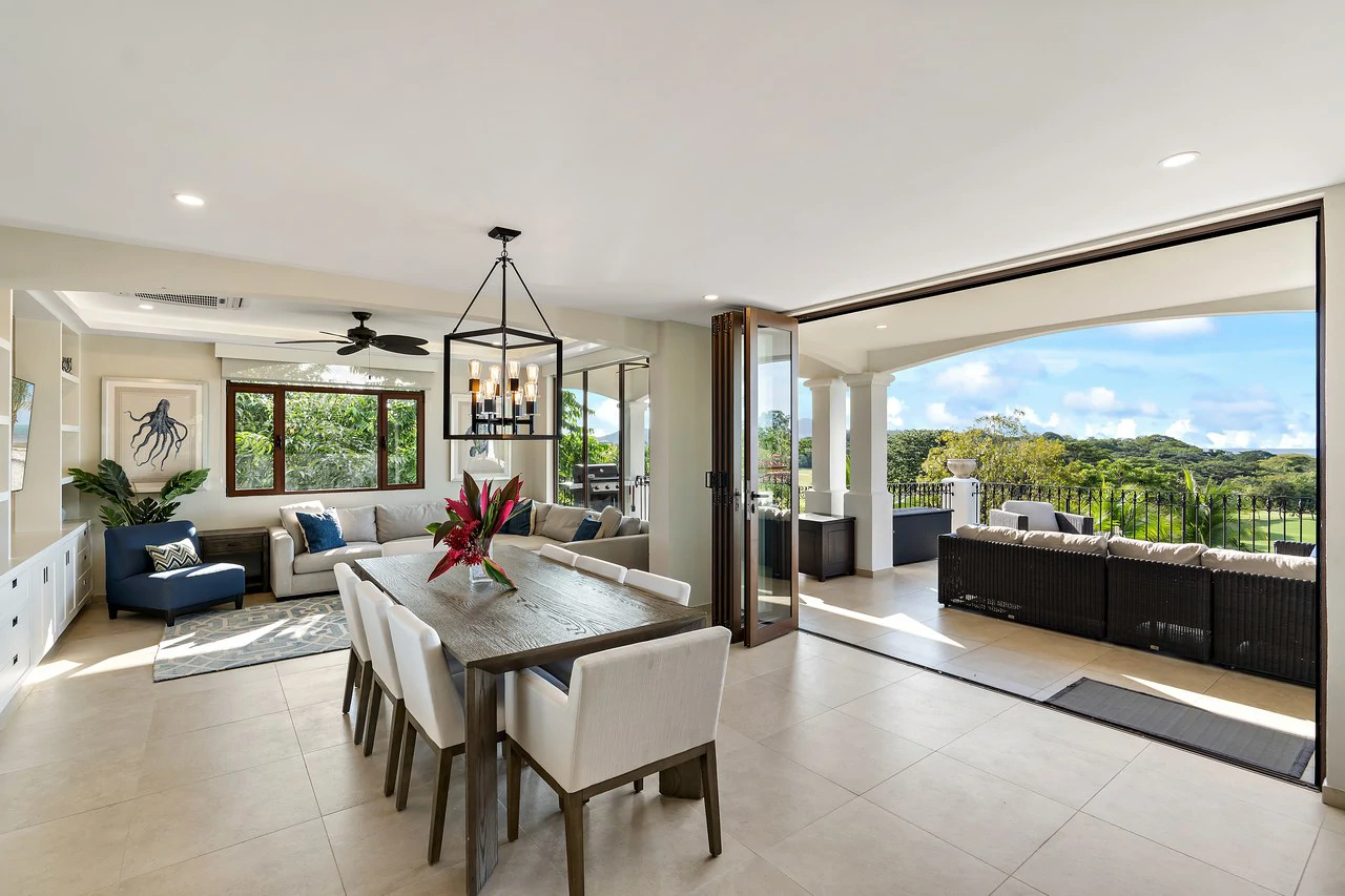 Villa Melina: Reserva Conchal Stunning Ocean and Golf course views - Gallery image 8