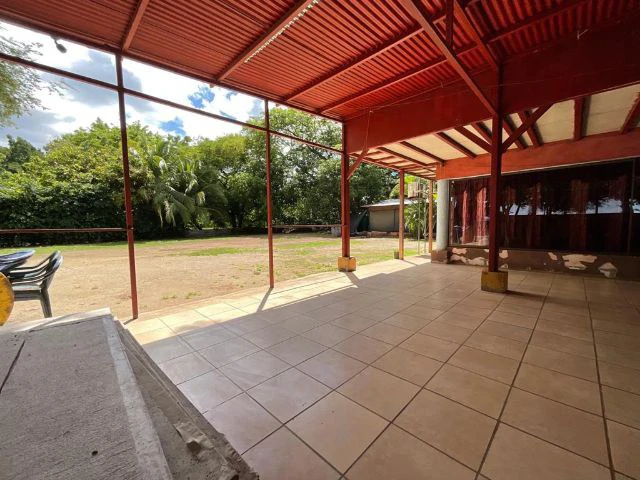 Private titled  Beachfront Property for sale in best prime position,  previously used as a 20-room hotel and camping side, directly in front of the most beautiful Conchal Beach - Gallery image 12