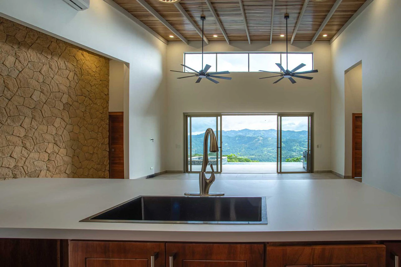 New Contemporary Home with Infinity Pool for Sale in Atenas, Costa Rica - photo 15