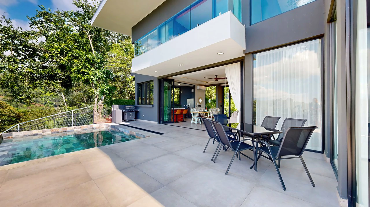 LUXURY PROPERTY WITH STUNNING OCEAN VIEWS IN UVITA, COSTA RICA. A GREAT INVESTMENT!: Mountain House For Sale in Uvita - Gallery image 17