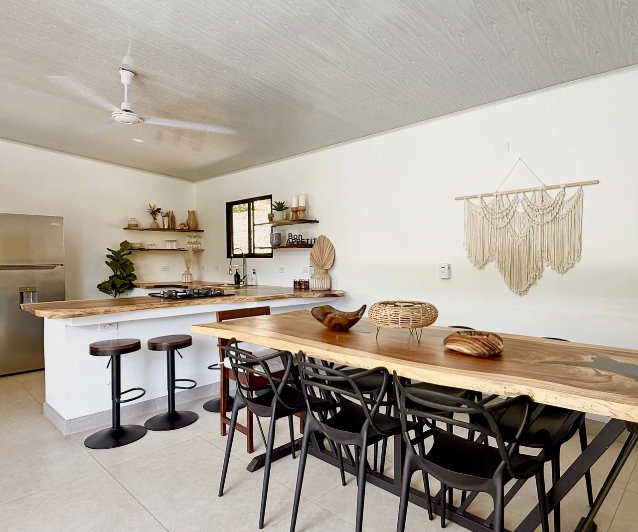 CASA BRISA ABIERTA: Turnkey Tropical Living on the Edge of Cobano $349,950 USD - Gallery image 12