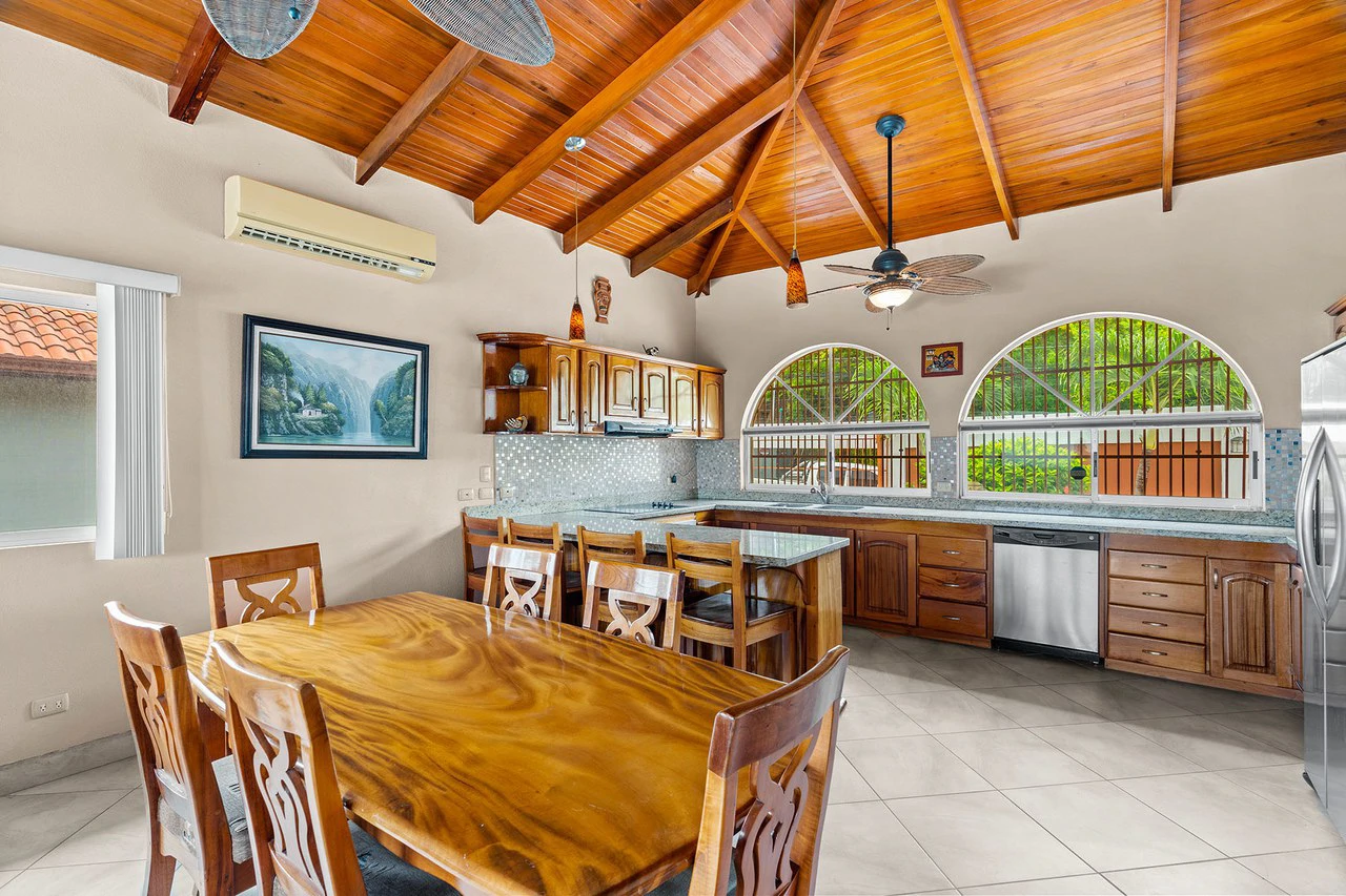 Casa Sunny: Ocean View Investment Opportunity in Tamarindo - Gallery image 18
