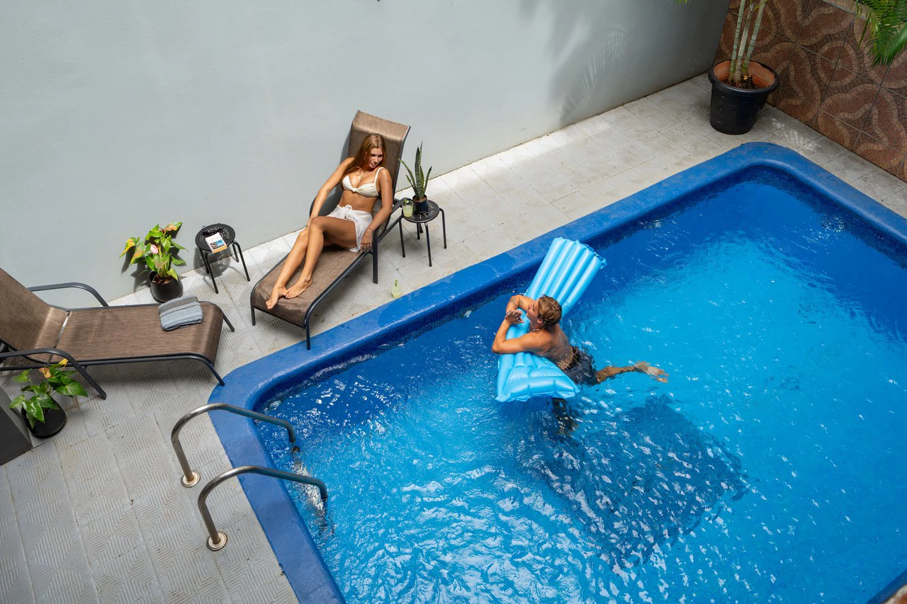 Laughing Gecko Suites: Beach Suites / Boutique Hotel For  Sale - Gallery image 30