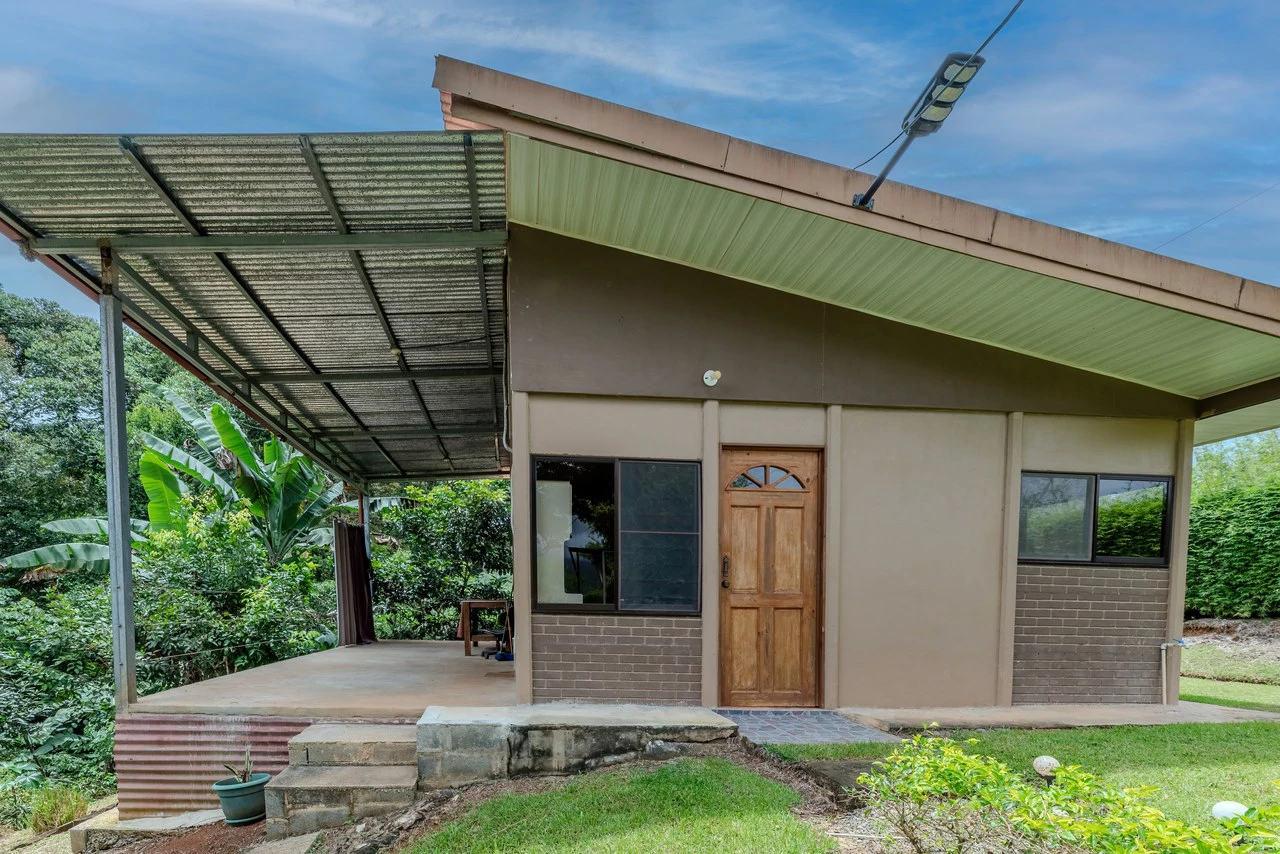 Multi-Family Compound, 4 Fully Furnished Units | 15 Minutes to the Beach - Gallery image 34