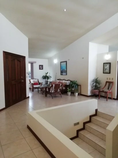 House For Sale in San Isidro - Gallery image 15