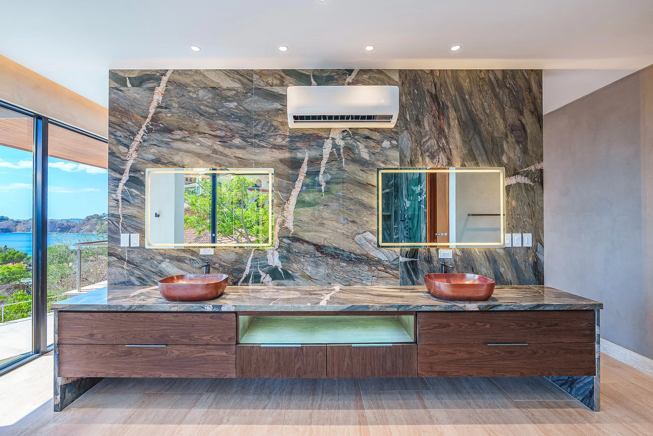 El Palacete Flamingo: 7BR Luxury Home with Vast Ocean Views - Gallery image 18