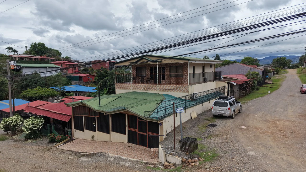 House For Sale in Daniel Flores - photo 2