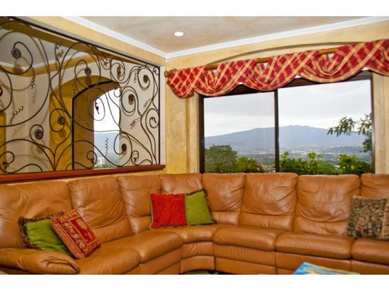 House For Sale in Piedades - Gallery image 5