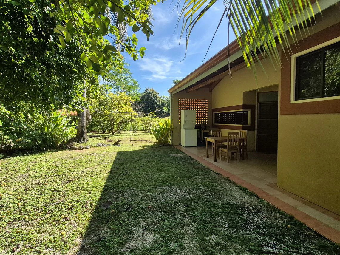 Casa Ora: Price Reduction - Charming Renovated Home with Expansion Potential, Close to All Amenities. - Gallery image 23