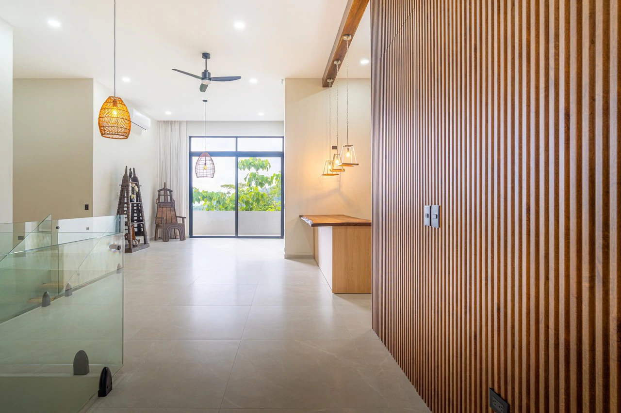 Lion's Gate Sunset Estate - Gallery image 90