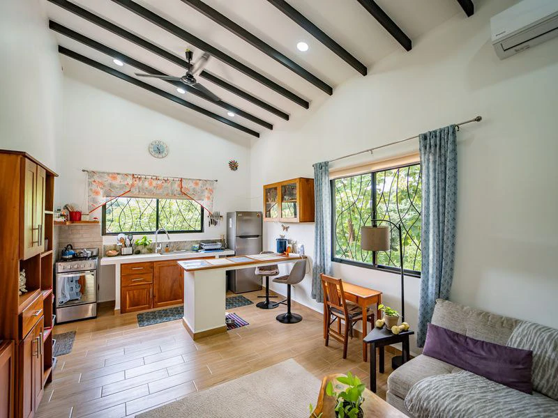 Casa Koi: Luxury 3-Hectare Hilltop Property with Stunning 360° Mountain Views, Main Home, Guest House & Workshop, Minutes from Samara - Gallery image 31