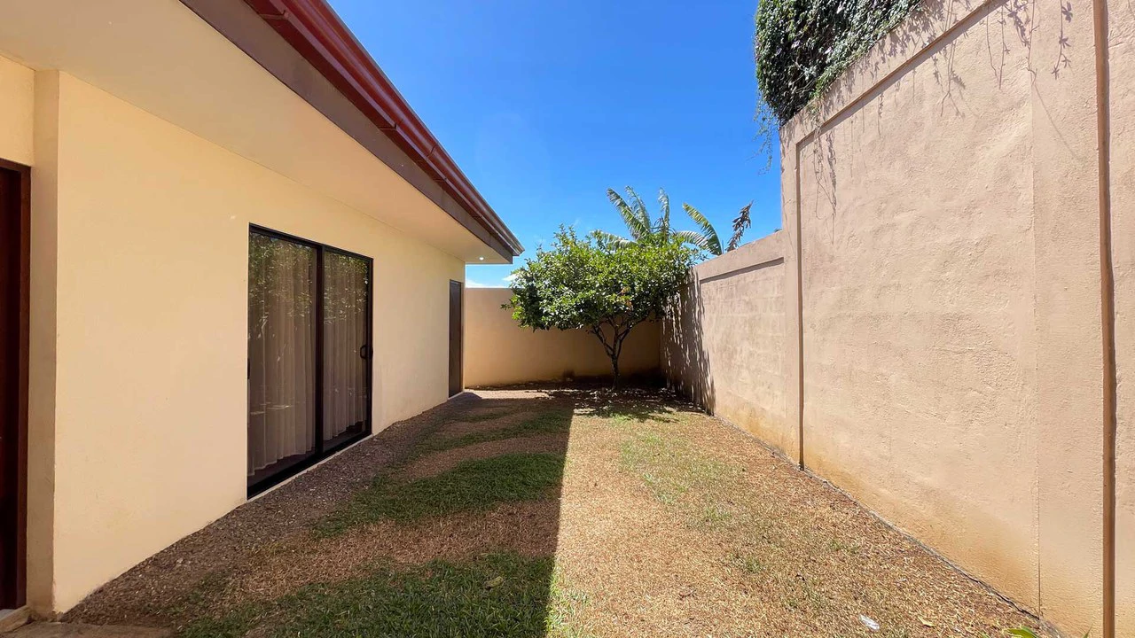 Home For Sale In San Ramón, Alajuela - Gallery image 25