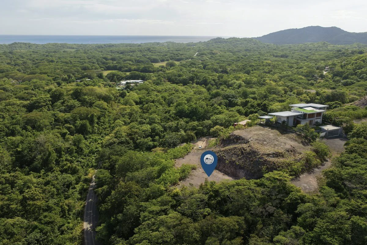 2,045m2 Ocean View Mixed-Use Lot In Playa Grande