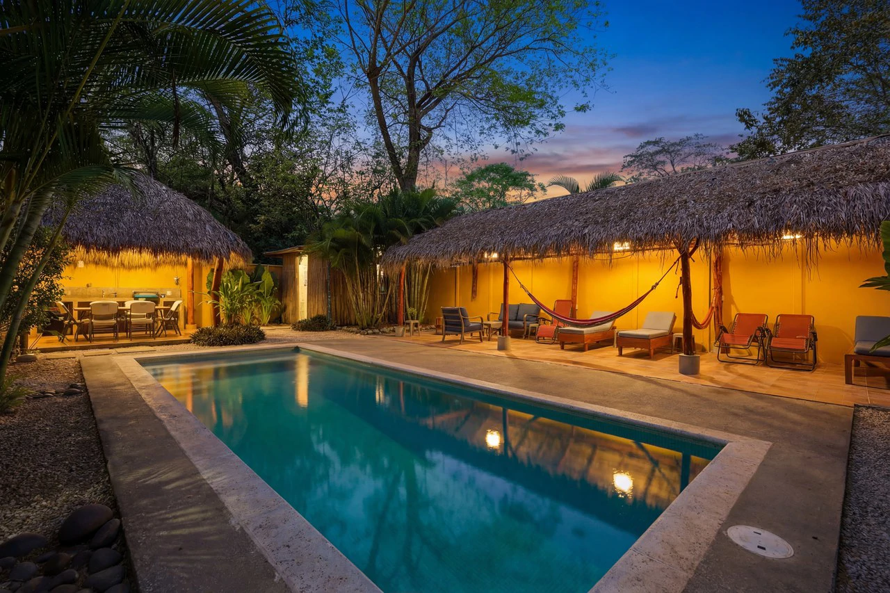 Casa Plumeria: Tropical 4-Bedroom Retreat with Pool Just Steps to Potrero Beach - Gallery image 2