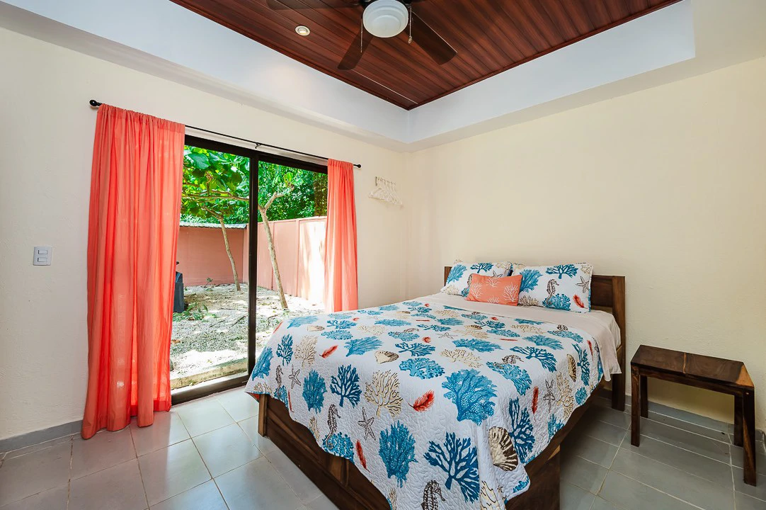 Casa Venturini: Charming Single-Family Home with Quality Finishes, Private Pool & Expansion Opportunity - Gallery image 15