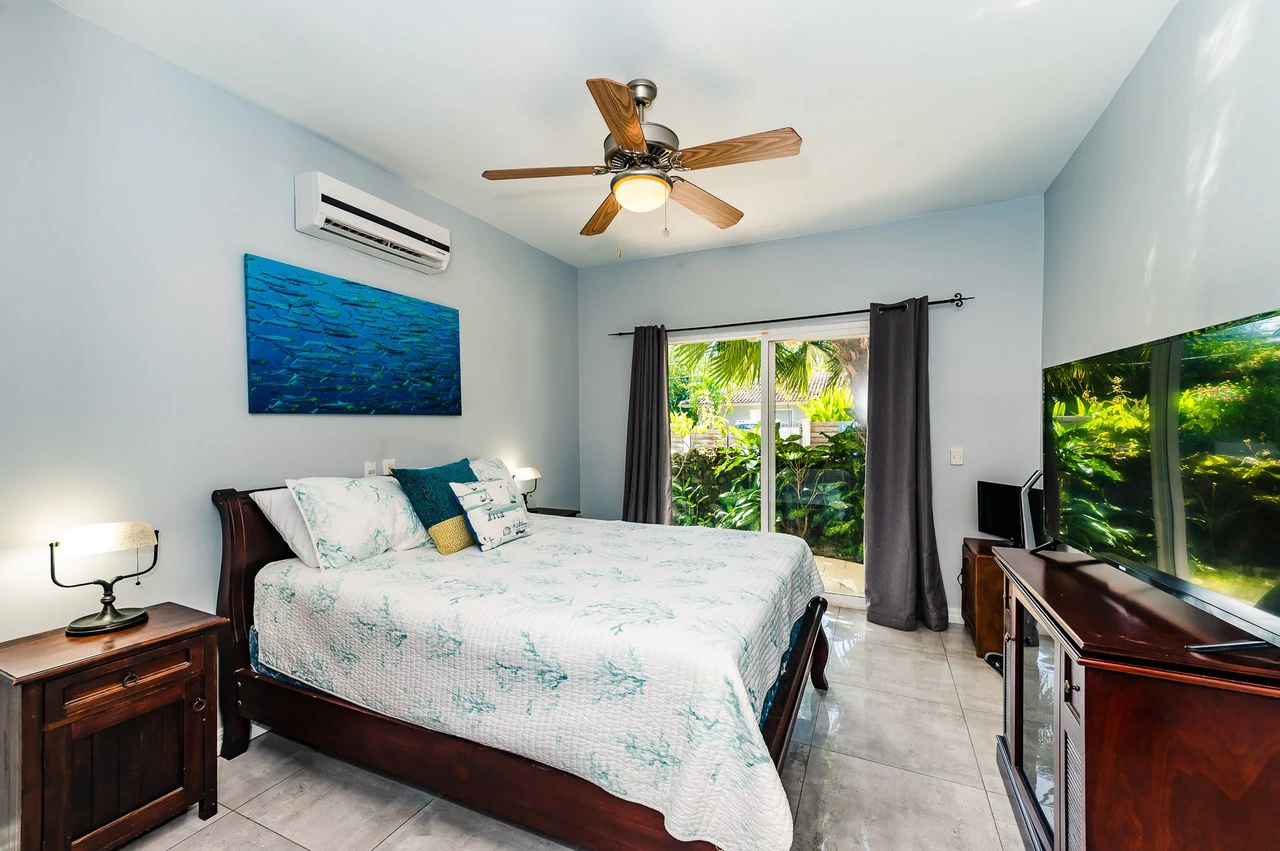 Surfside Place 6: Renovated Beachside Condo in Surfside Potrero – Prime Location with Pool & Resort-Style Amenities - Gallery image 9