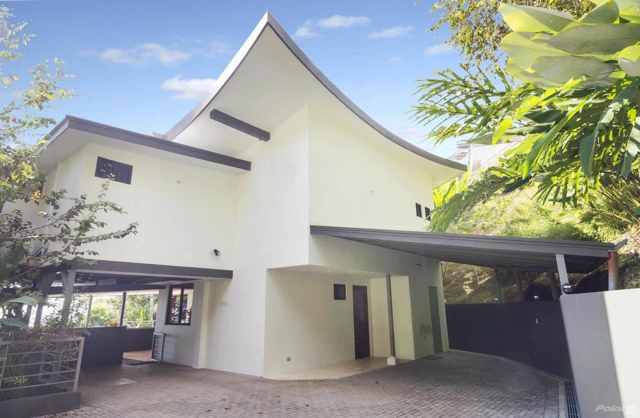 Casa Thai: Ocean View Villa in Uvita with Proven Airbnb Income and Luxury Tropical Living - Gallery image 9