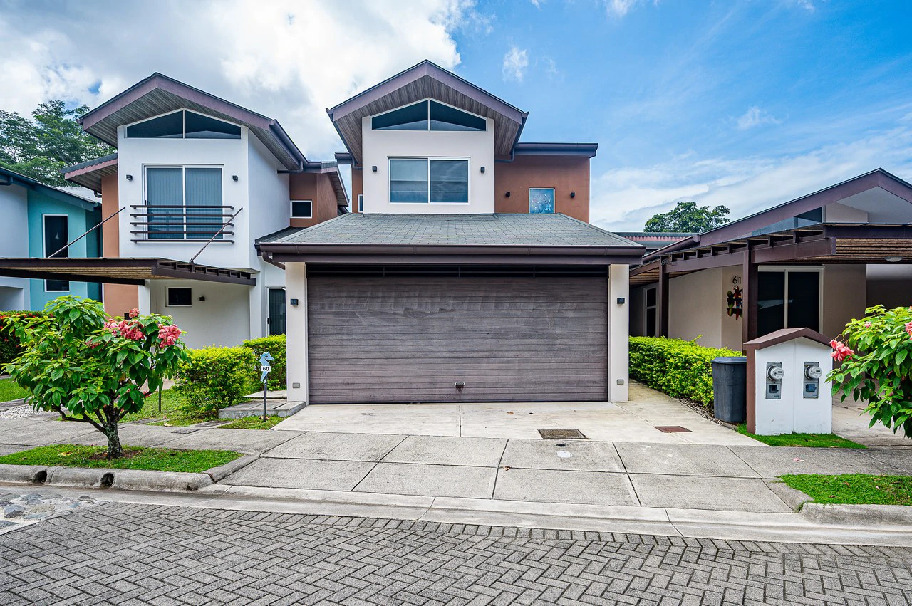 A Home in Jaco's Best Gated Community!: Near the Coast Condominium For Sale in Jacó