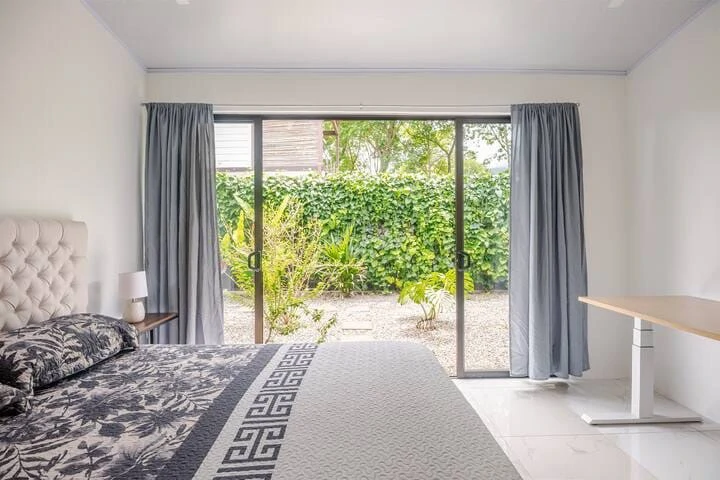 Butterfly Wings House 3 Bed 2 Bath Walking Distance To Town - Gallery image 25