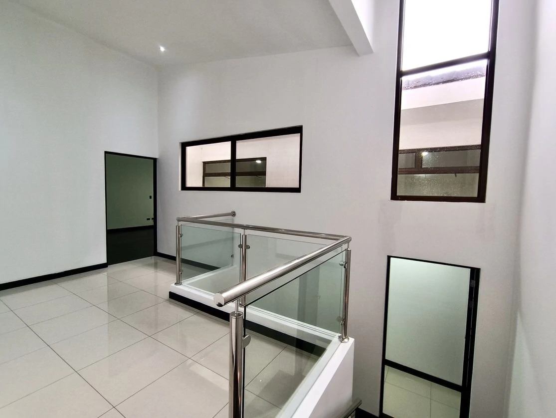 Condominio Francosta Casa Contemporanea en Venta: Condominium For Sale in Barreal - photo 23