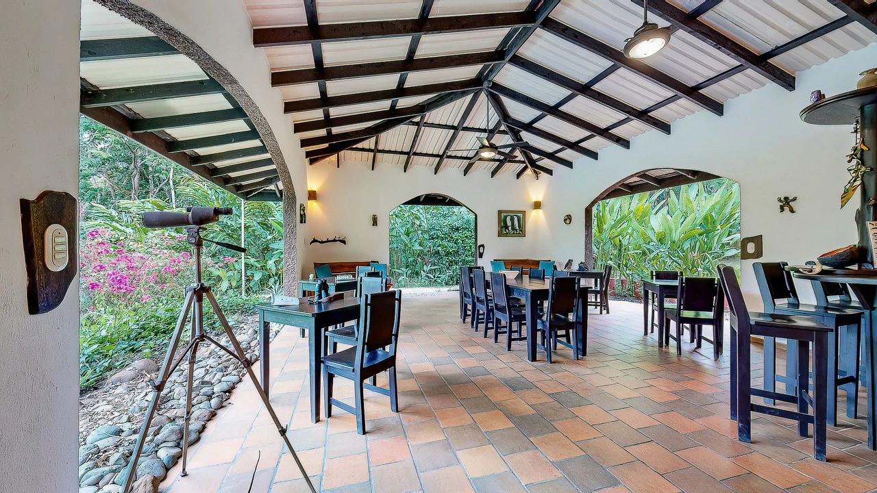 A TRANQUIL HAVEN: PRIME INVESTMENT OPPORTUNITY IN UVITA'S LUSH RIVER ENCLAVE: Mountain Hotel/Resort/Hostel For Sale in Uvita - Gallery image 24