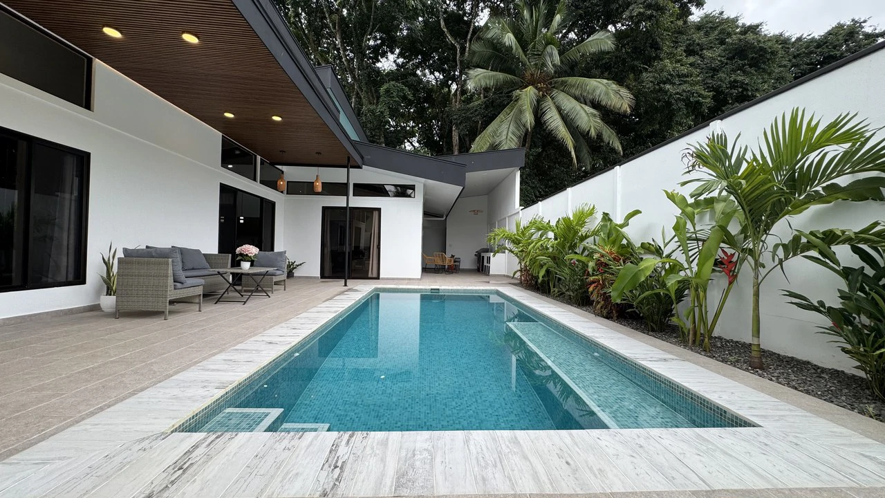 Villa Selva – Just Steps from the Chaman Beach: House For Sale in Uvita - Gallery image 17
