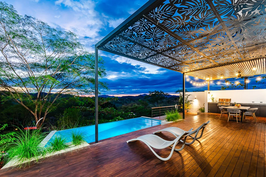 Casa Kalachuchi: Gorgeous Modern Jungle Oasis with Sunset Views in Gated Community - Gallery image 39