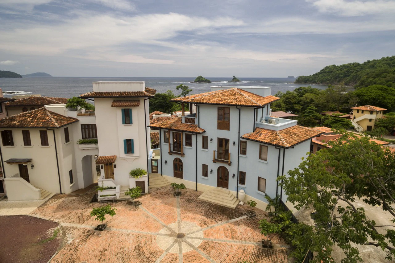 7 Calle La Ronda: Elegant 3-Story Ocean View Hillside Home in Las Catalinas - Gallery image 43