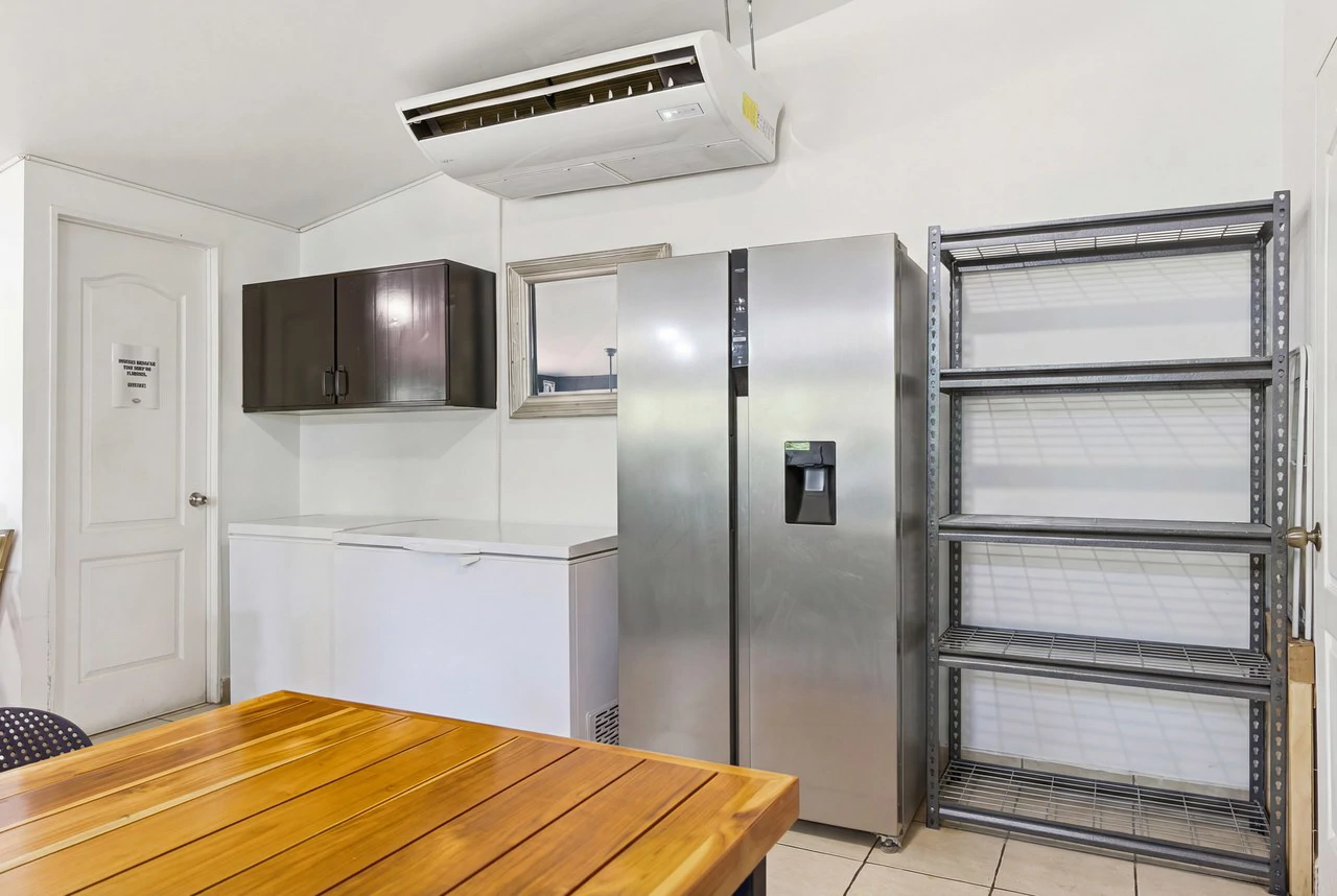 Reparito House: Turnkey Restaurant & Commercial Property for Sale - Gallery image 14