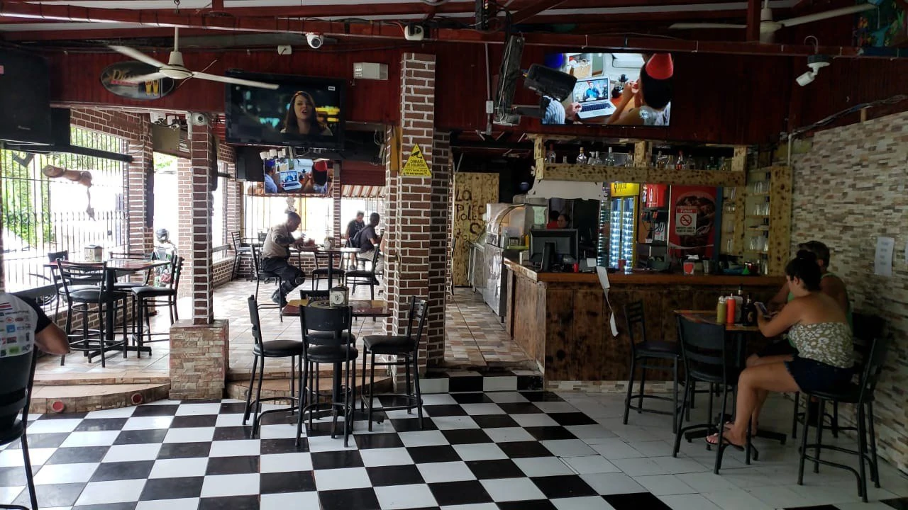 Near the Coast Bar/Nightclub For Sale in Bratsi - Gallery image 4