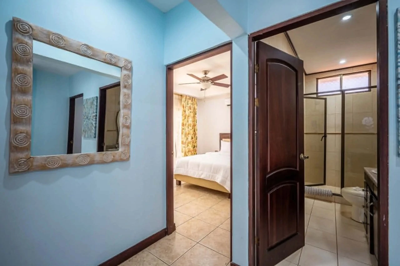 Rare Opportunity in Jacó’s Only Oceanfront Gated Home Community - Gallery image 40