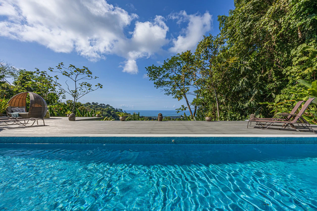 Uvita Ocean and Whale Tail View Modern Home on 3.64 Acres in Exclusive Enclave - Gallery image 16