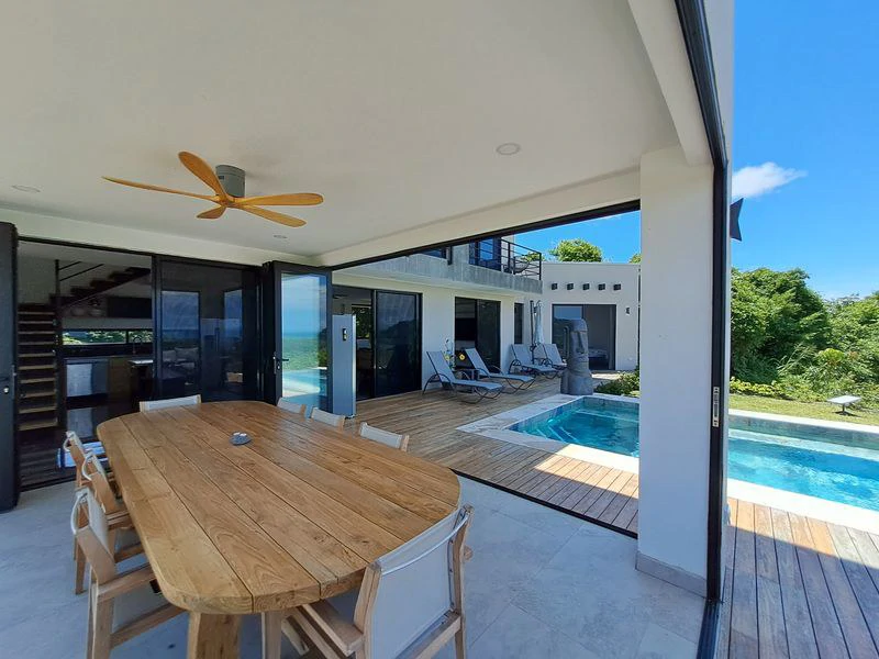 Villa Buena Vista y Lote Linda Vista: Exceptional 2.8-Acre Estate with Luxury 4-Bedroom Home, Panoramic Views, and Expansion Lot, Just Minutes from Samara - Gallery image 10