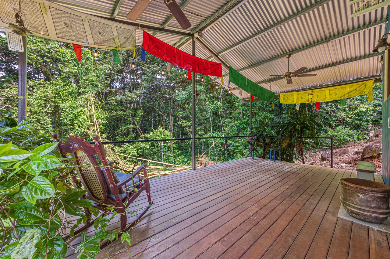 Tropical Hideaway – 7 Acres of Secluded Riverfront with a 3-Bedroom Home: Mountain House For Sale in Bahía Ballena - Gallery image 28