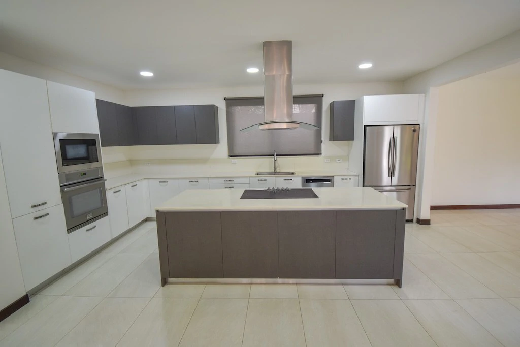 Casa de 4 Habitaciones en Lindora: House For Sale in Lindora - Gallery image 9