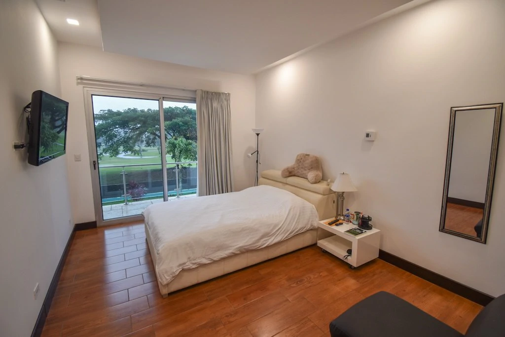 House For Sale in Lindora - Gallery image 17