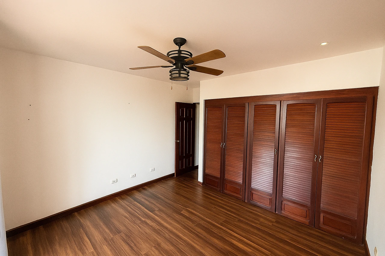Independent House for Sale in Rohrmoser – 4 Bedrooms, Prime Location - Gallery image 15