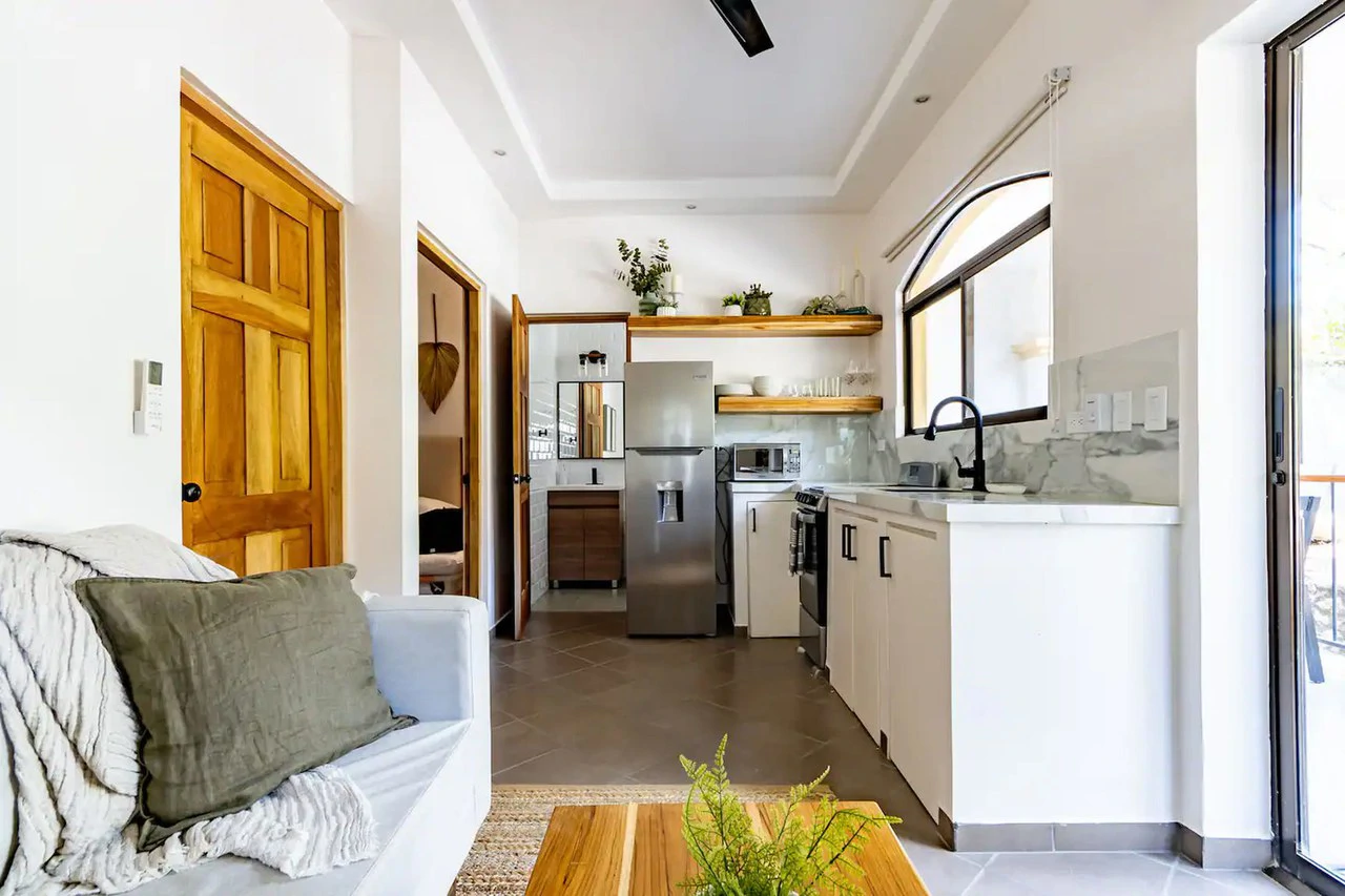 Tamarindo Paradise Condo #6: An income producer walking distance to the beach - Gallery image 4