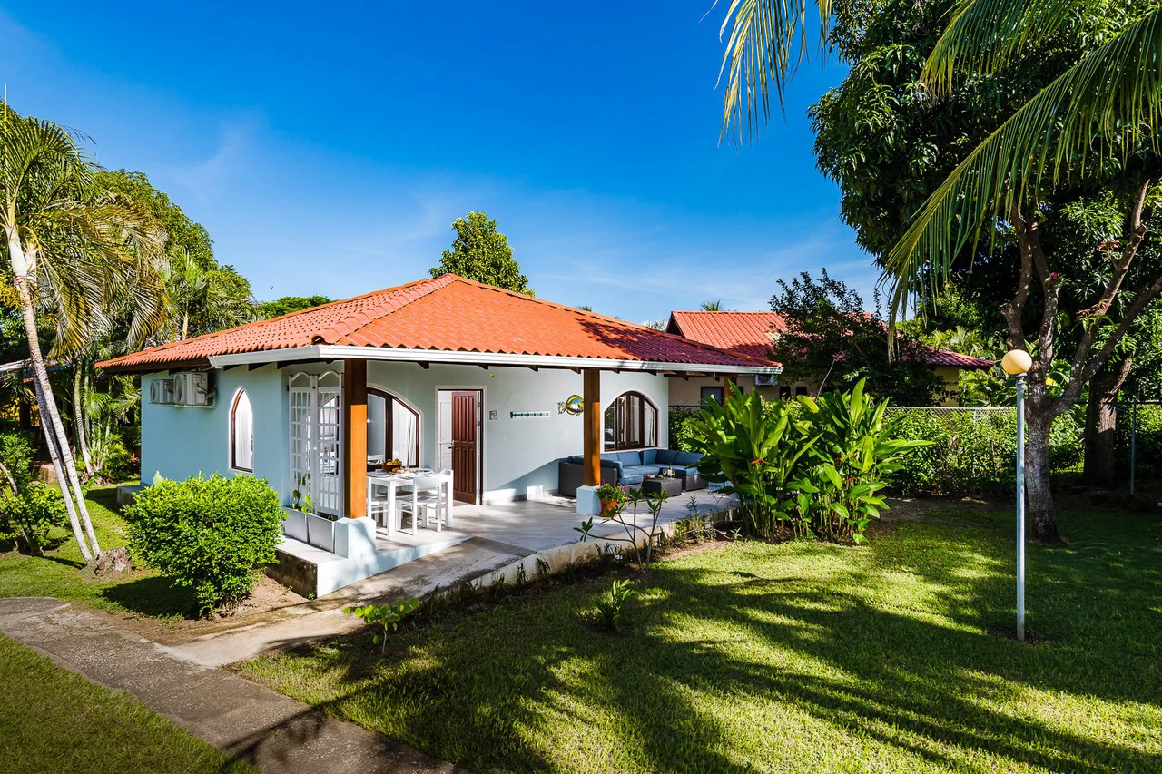 Casa Colibri Villaggio II – Unit 412B: Beautifully Remodeled Tropical Retreat in Potrero