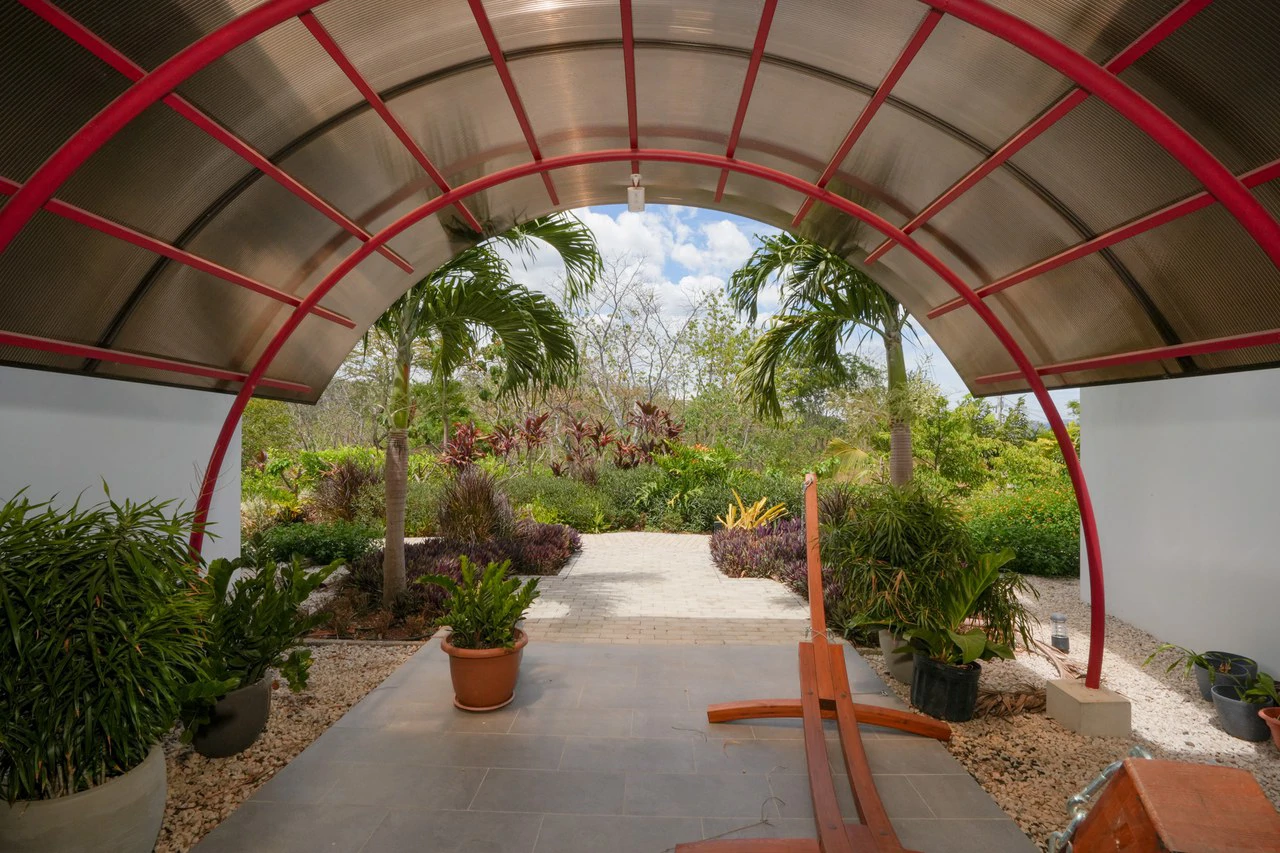 casa pacific: Exclusive Listing | Modern Ocean View Living in carrillo - photo 20