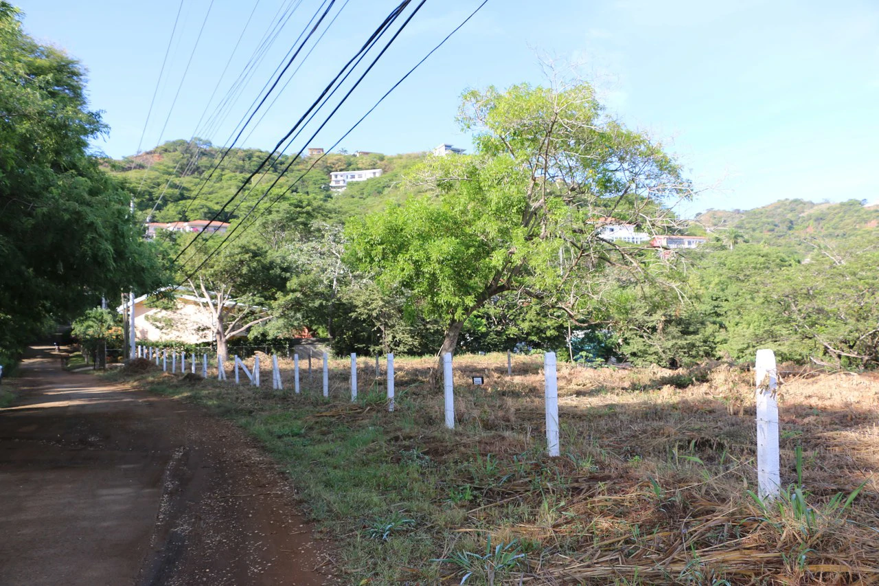 Penón Lots: Build Commercial or Residential Blocks to the Beach - Gallery image 4
